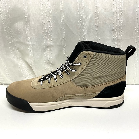 THE NORTH FACE Larimer Mid Waterproof Boots 'Kelp Tan 10.5 NWOB - Picture 7 of 11